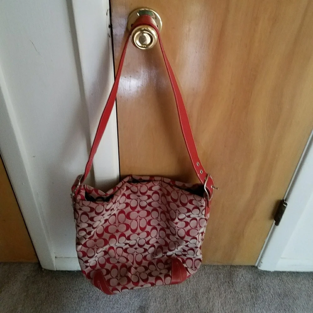 Authentic Coach Duffel bag - Picture 2 of 8